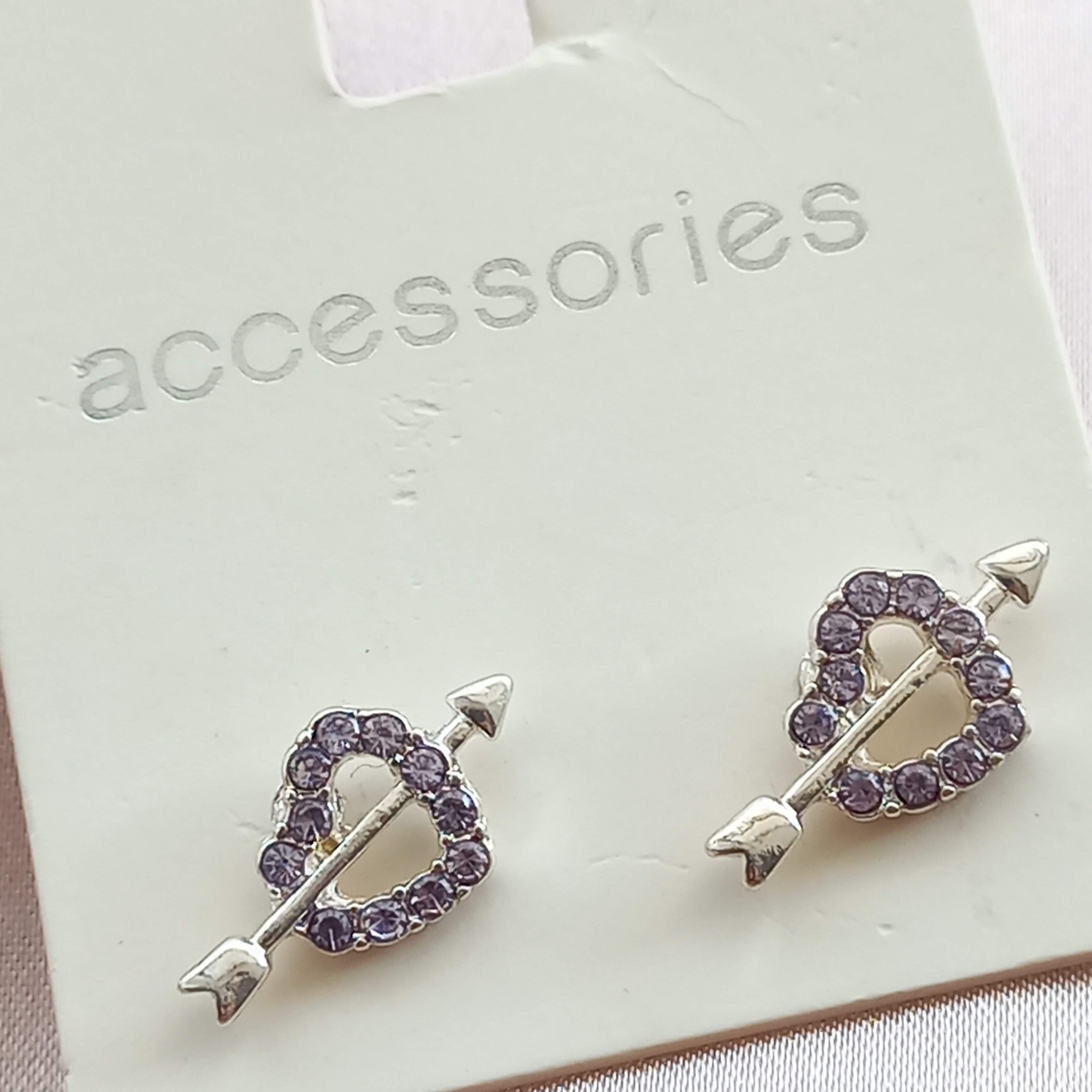 گوشواره زنانه میخی نگیندار نقره ای برند اروپایی accessories ضدحساسیت