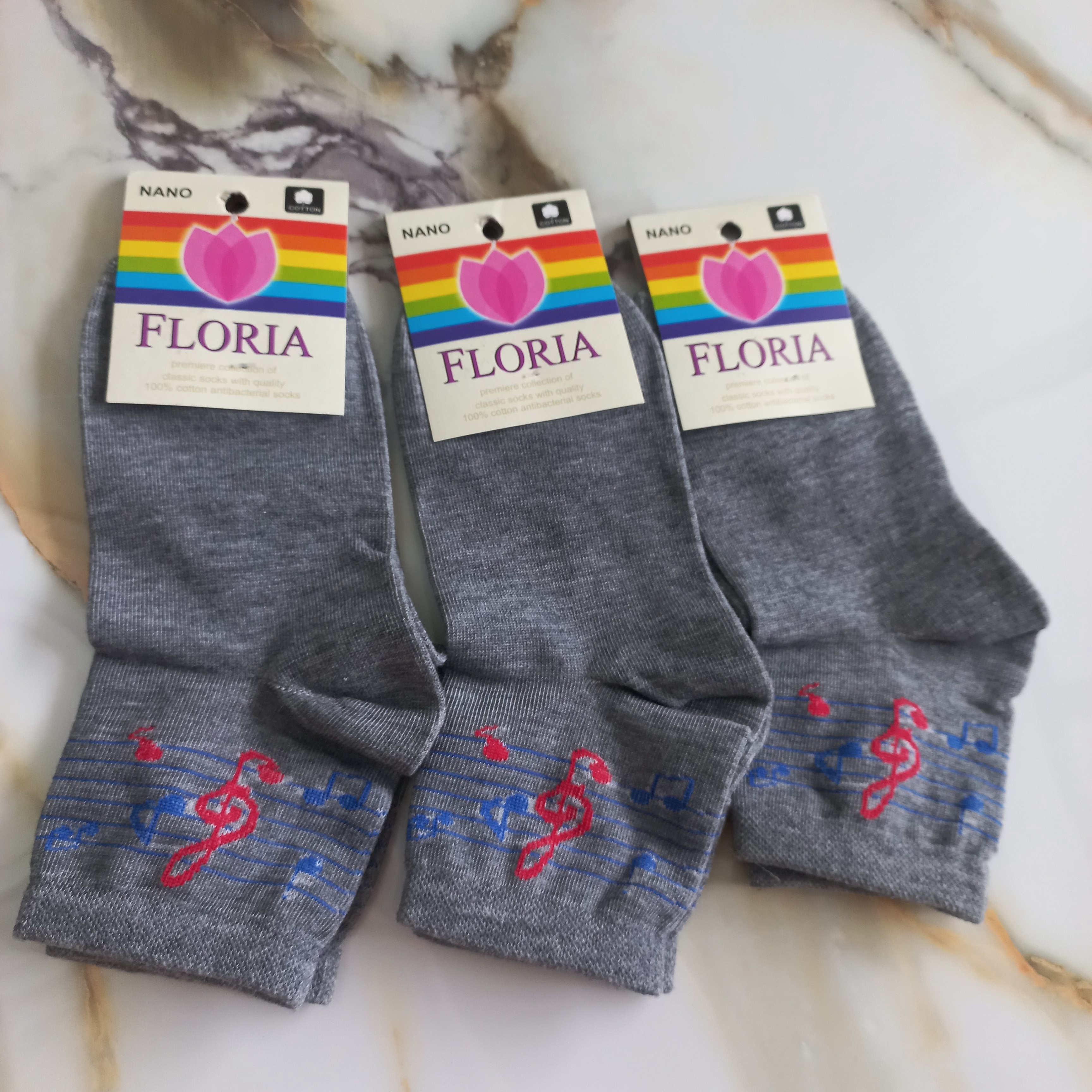 جوراب زنانه نیم ساق نخی طرح موزیک