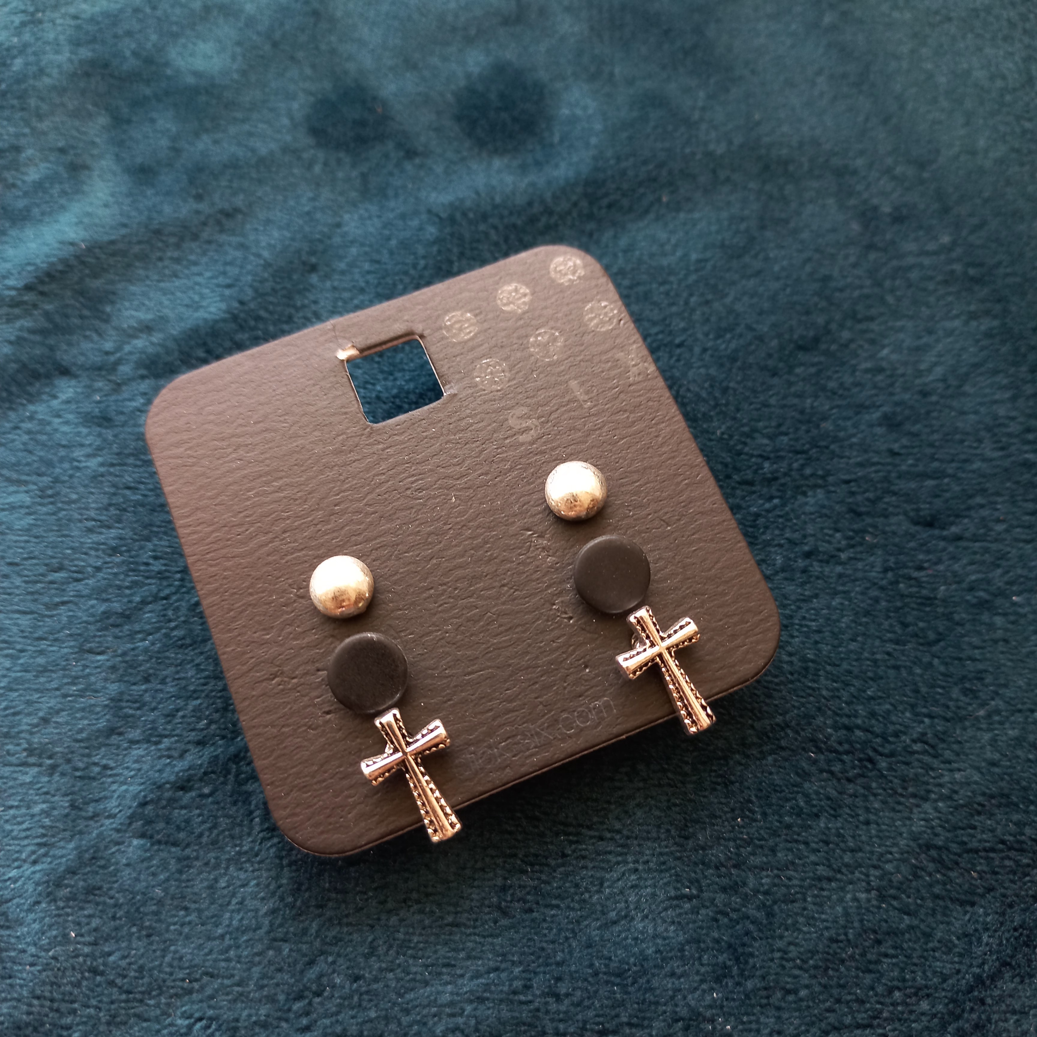 پک گوشواره زنانه میخی برند اروپایی six ضدحساسیت