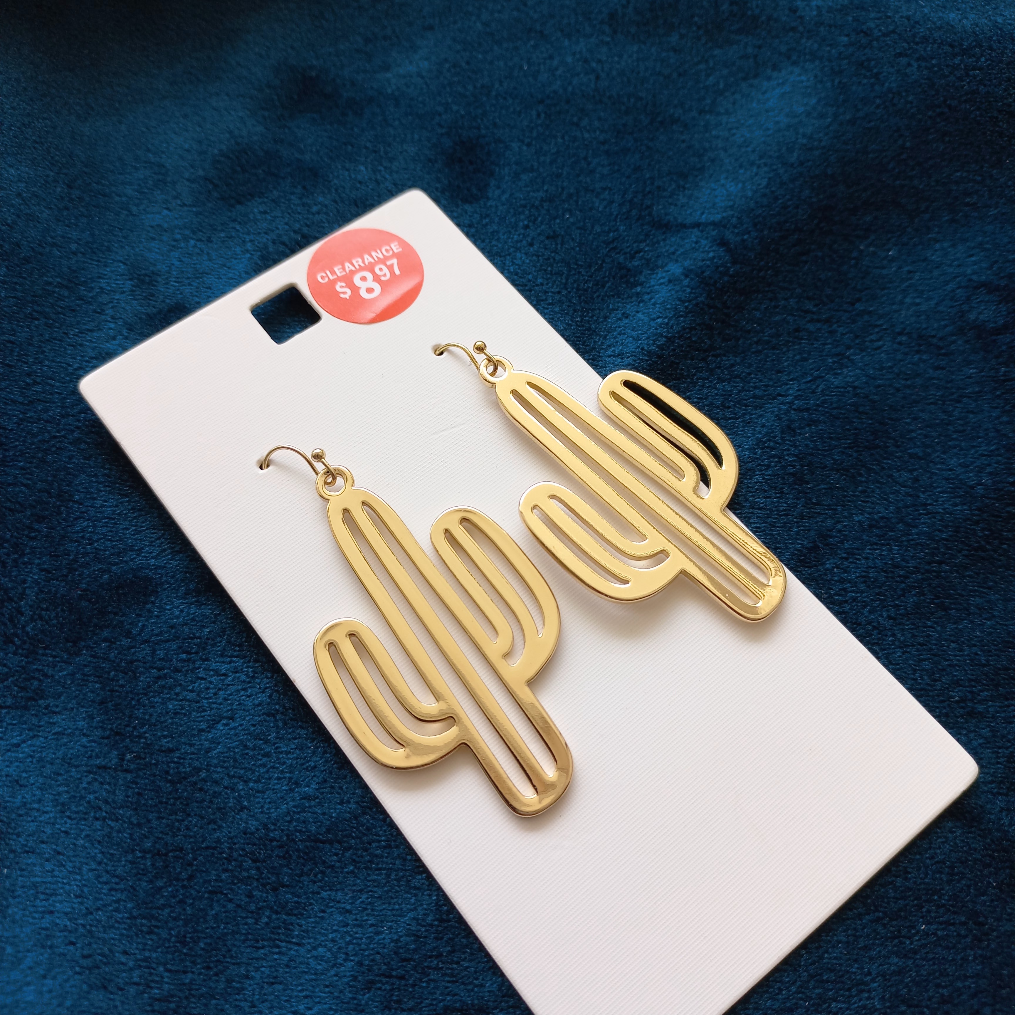 گوشواره زنانه آویز کاکتوس طلایی برند اروپایی ضدحساسیت