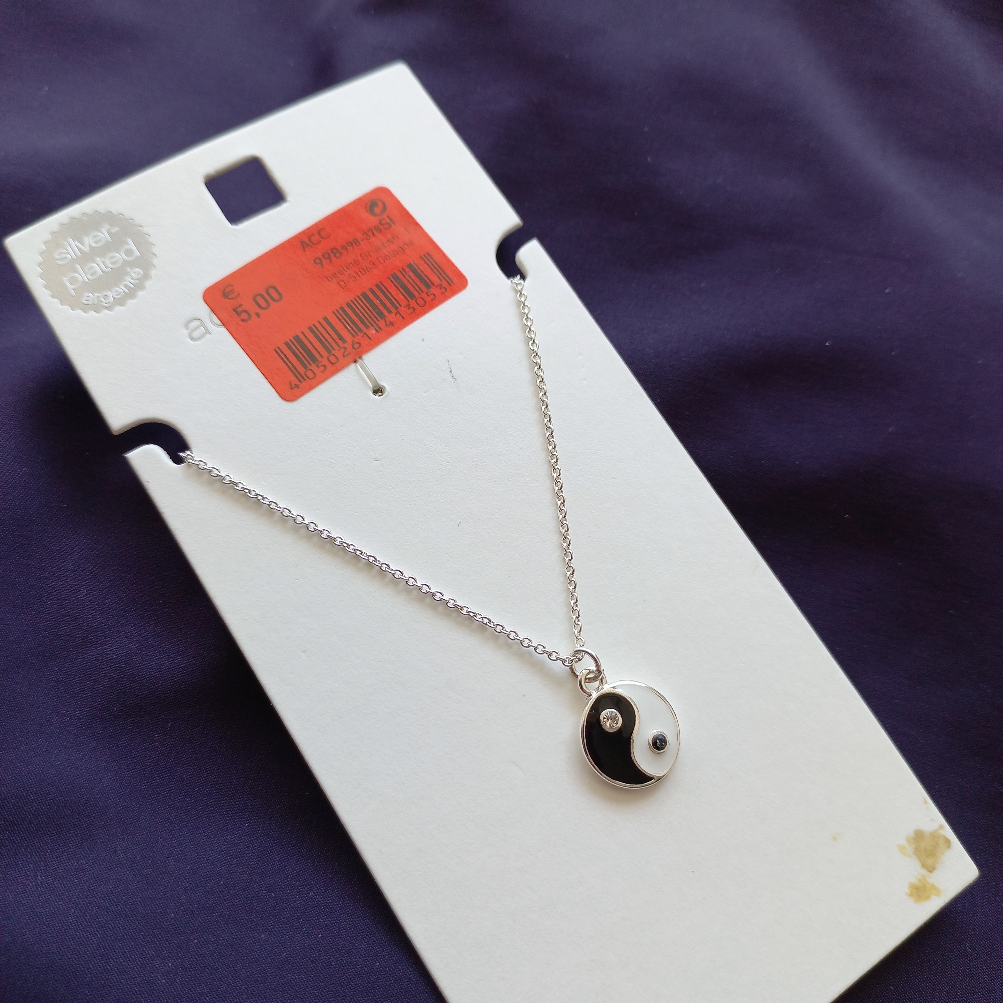 گردنبند زنانه آویز خیر و شر روکش نقره برند اروپایی accessories ضدحساسیت