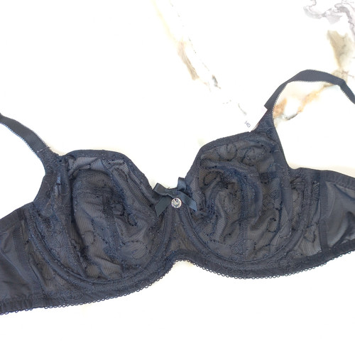 سوتین زنانه فنردار توری مشکی برند اروپایی Boux AVENUE