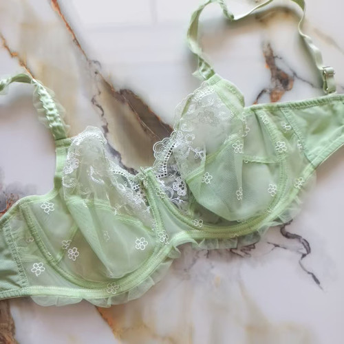 سوتین زنانه فنردار توری سبز برند اروپایی LINGERIE 75F